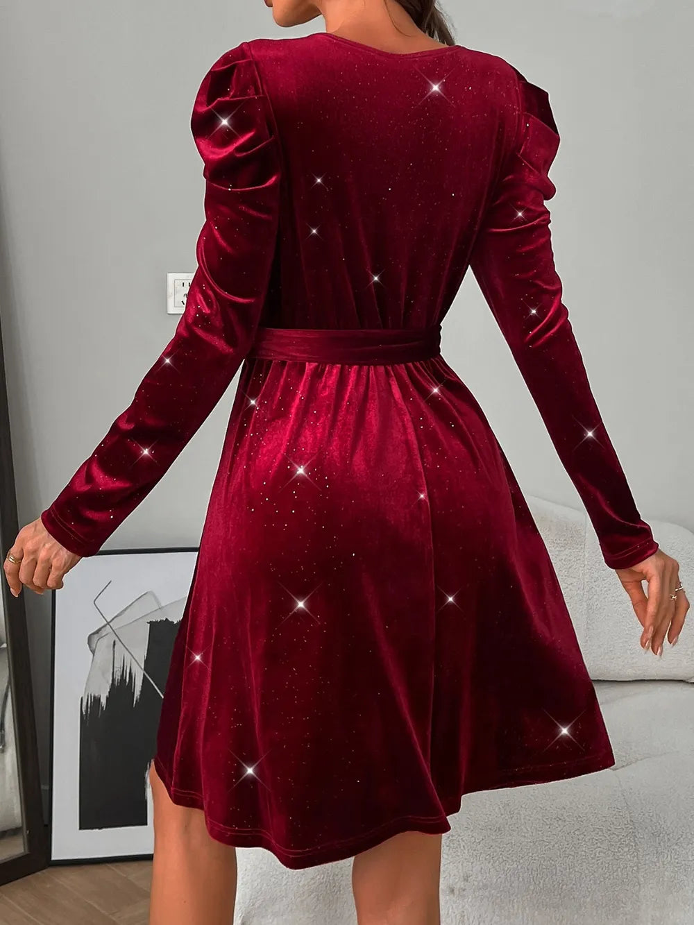 glitter round neck puff sleeve dress neckline detail