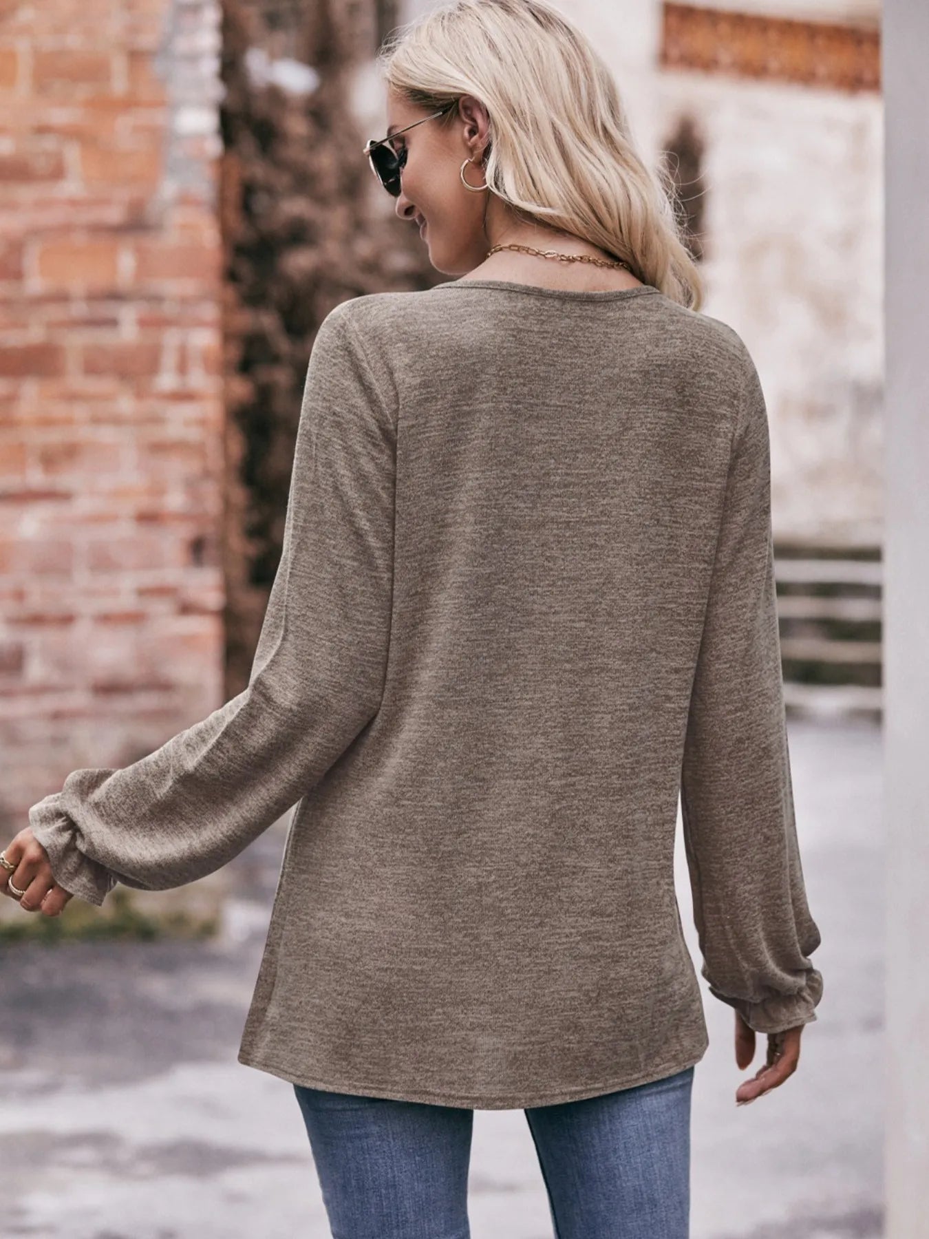 Round Neck Long Sleeve Casual T-Shirt - Fashorio