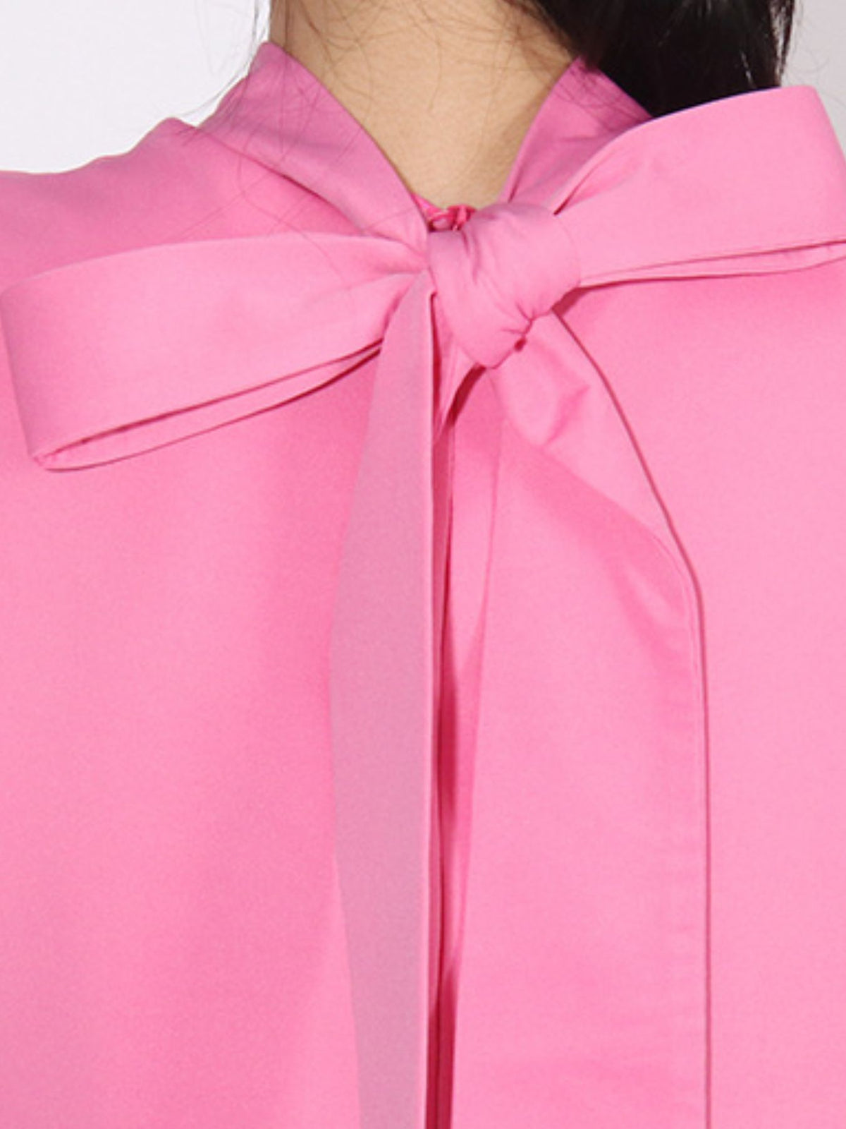 Sleeveless floral applique maxi dress in pink, close up of the neckline