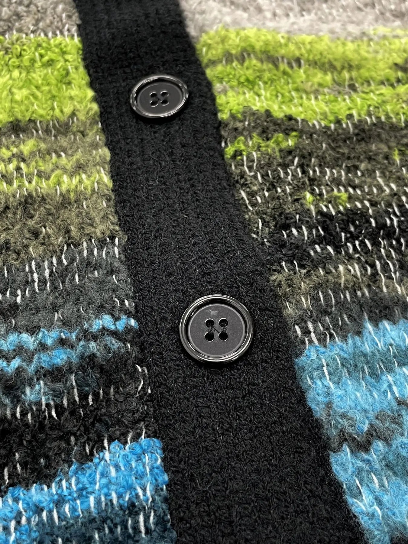 Gradient Stripe Button-Up Cardigan Matcha Green - Fashorio