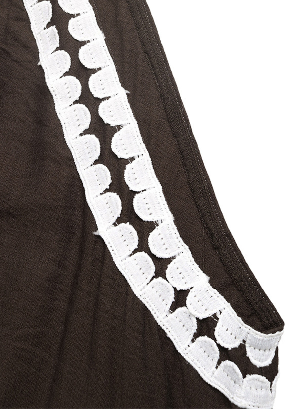 Close view of the viscose blend fabric and crochet edging