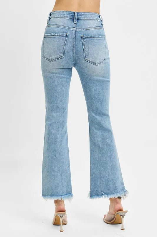 Light wash plus size bootcut jeans full outfit