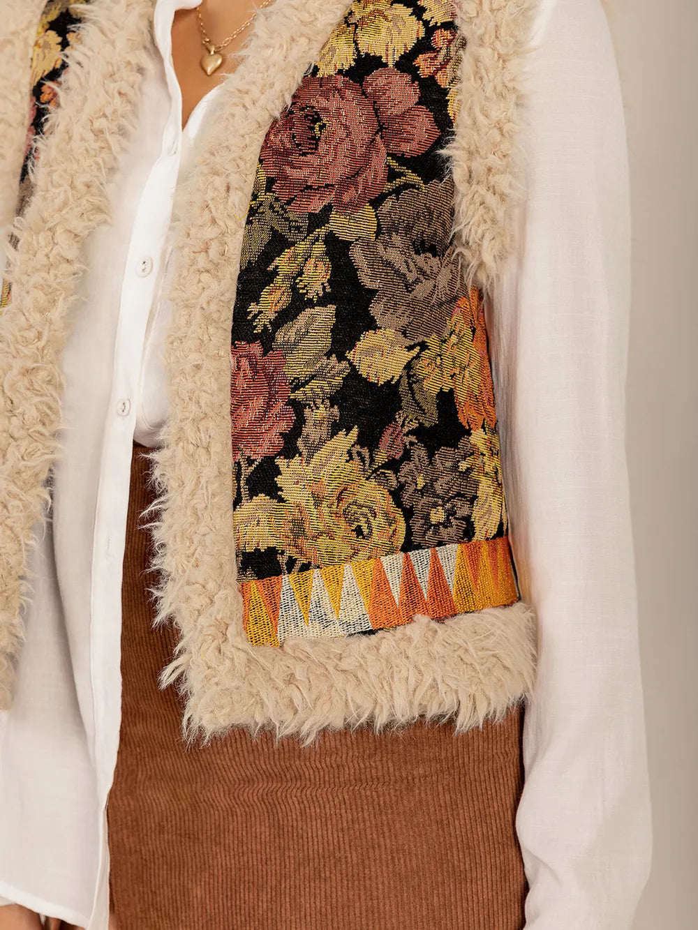 Embroidered Fuzzy Trim Open Front Vest Coat - Fashorio