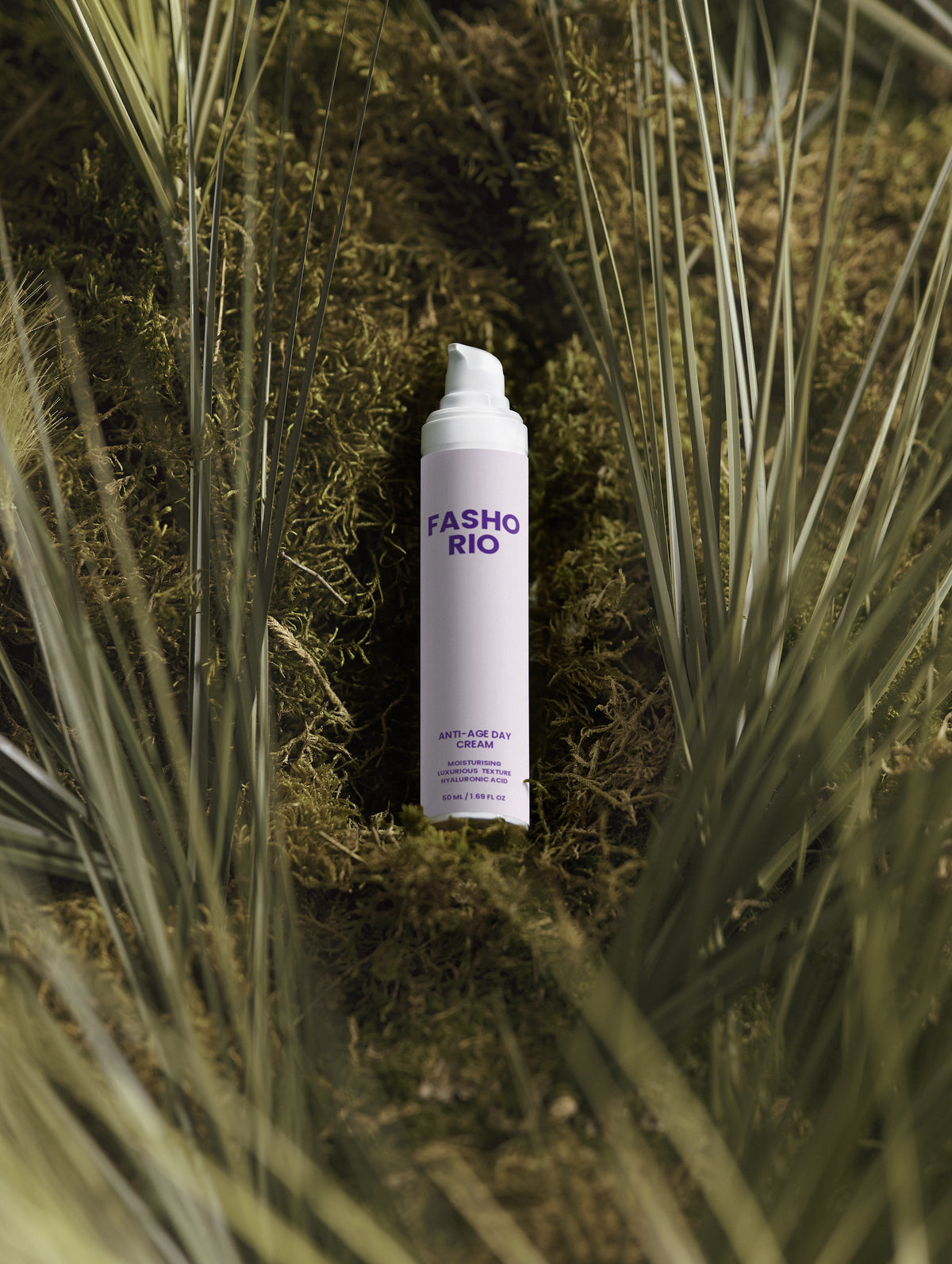 Hyaluronic Acid anti age cream for smoother skin