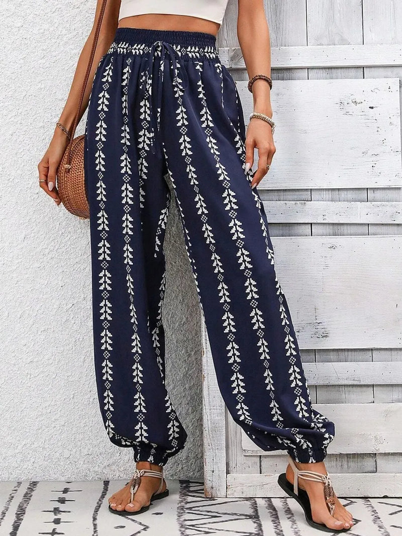 Tie waist printed high waist pants front view