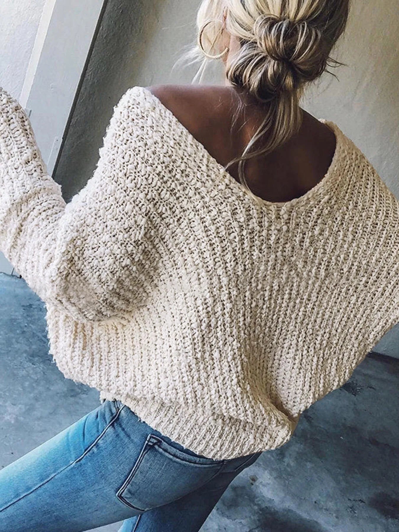 V-Neck Long Sleeve Sweater - Fashorio