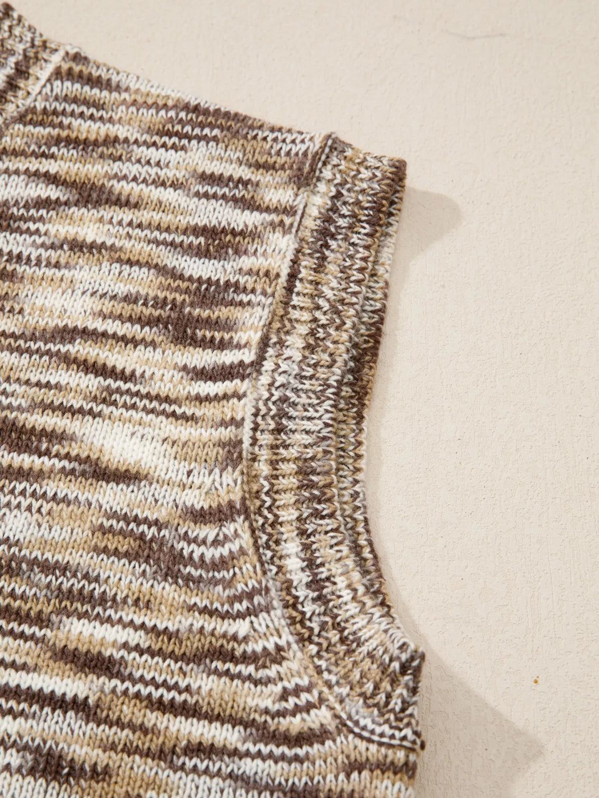 Horseshoe motif sweater vest back view