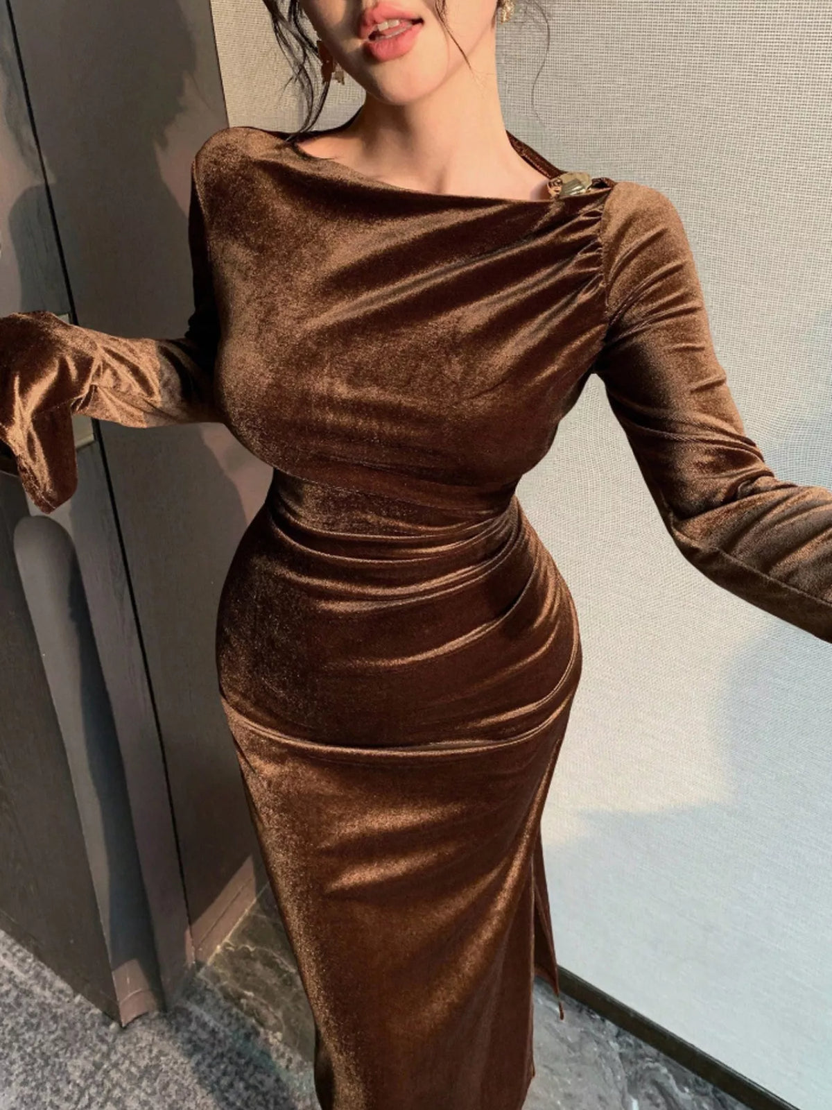 Velvet midi dress ruched detail