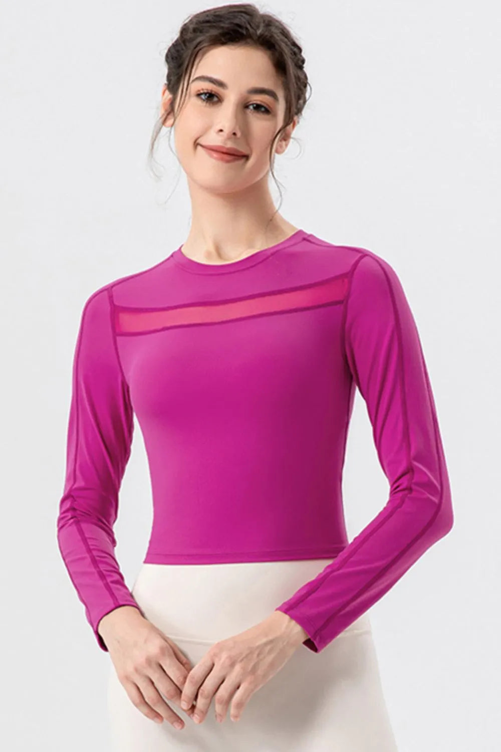 round neck long sleeve active tee detail view 11