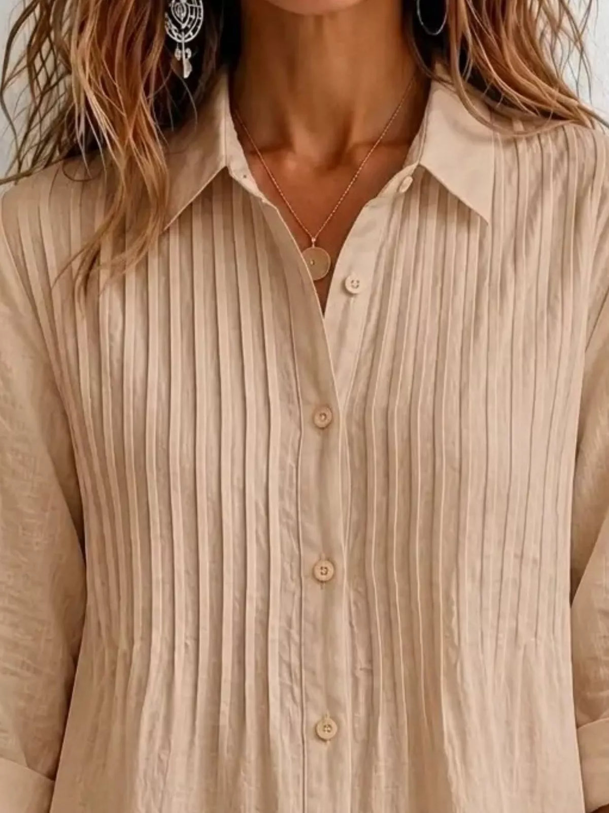 Cuff and sleeve detail of the long sleeve shirt