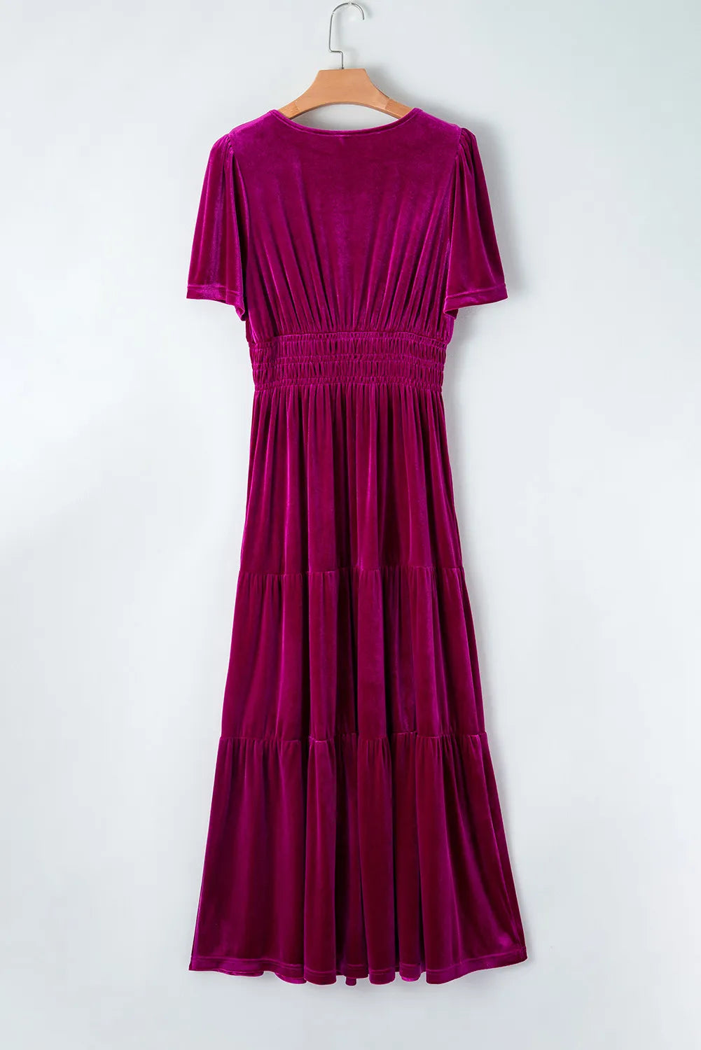 Tiered Short Sleeve Maxi Dress with Pockets, neckline detail