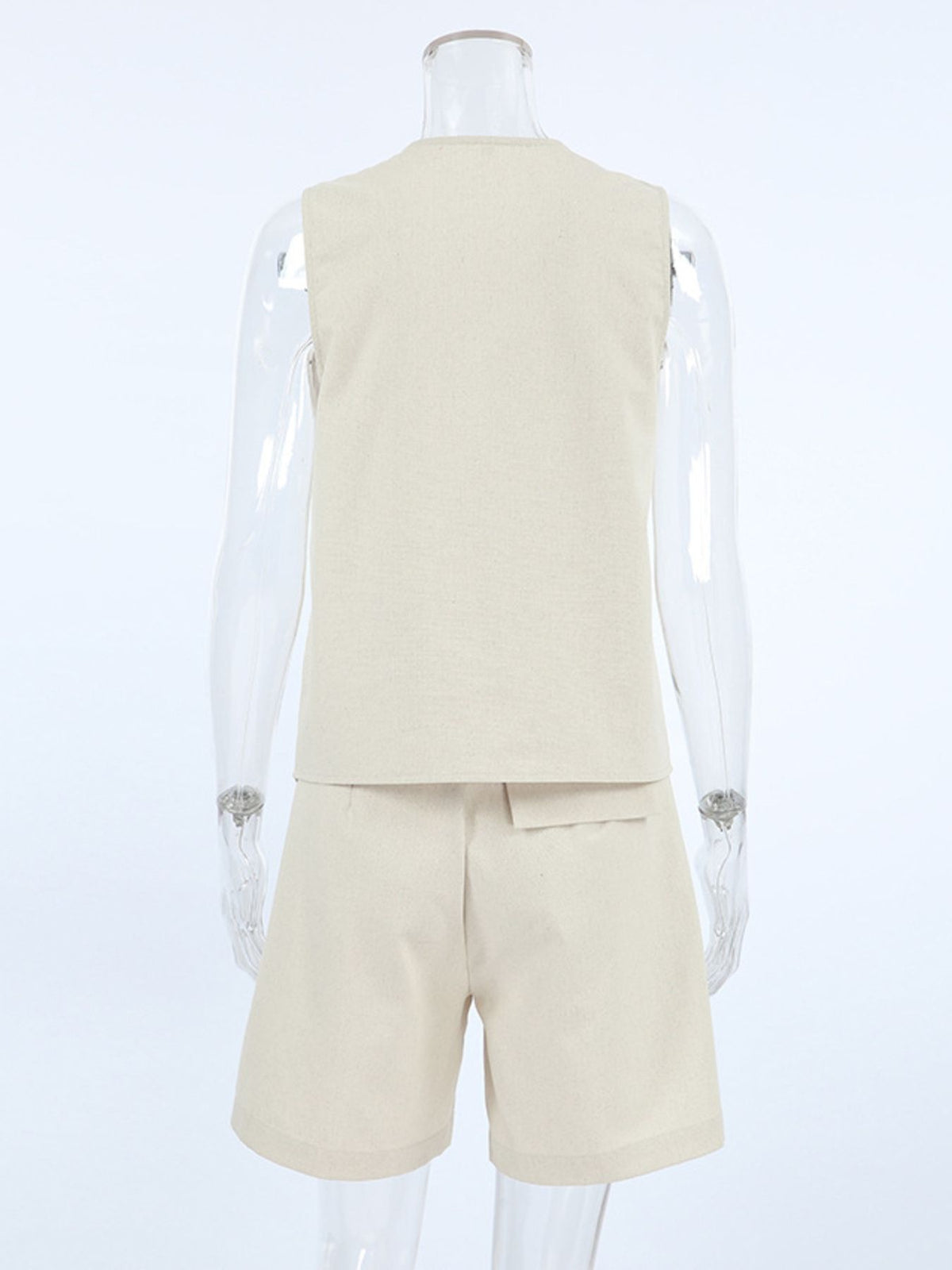 Beige pocket shorts from vest matching set