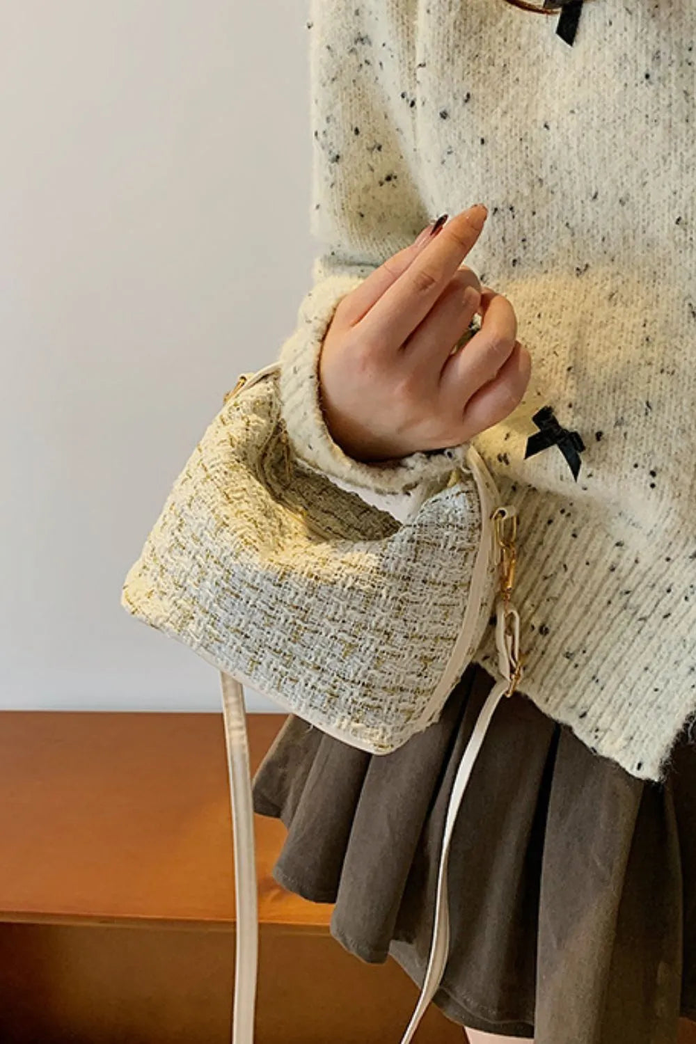 Woven shoulder bag handheld view