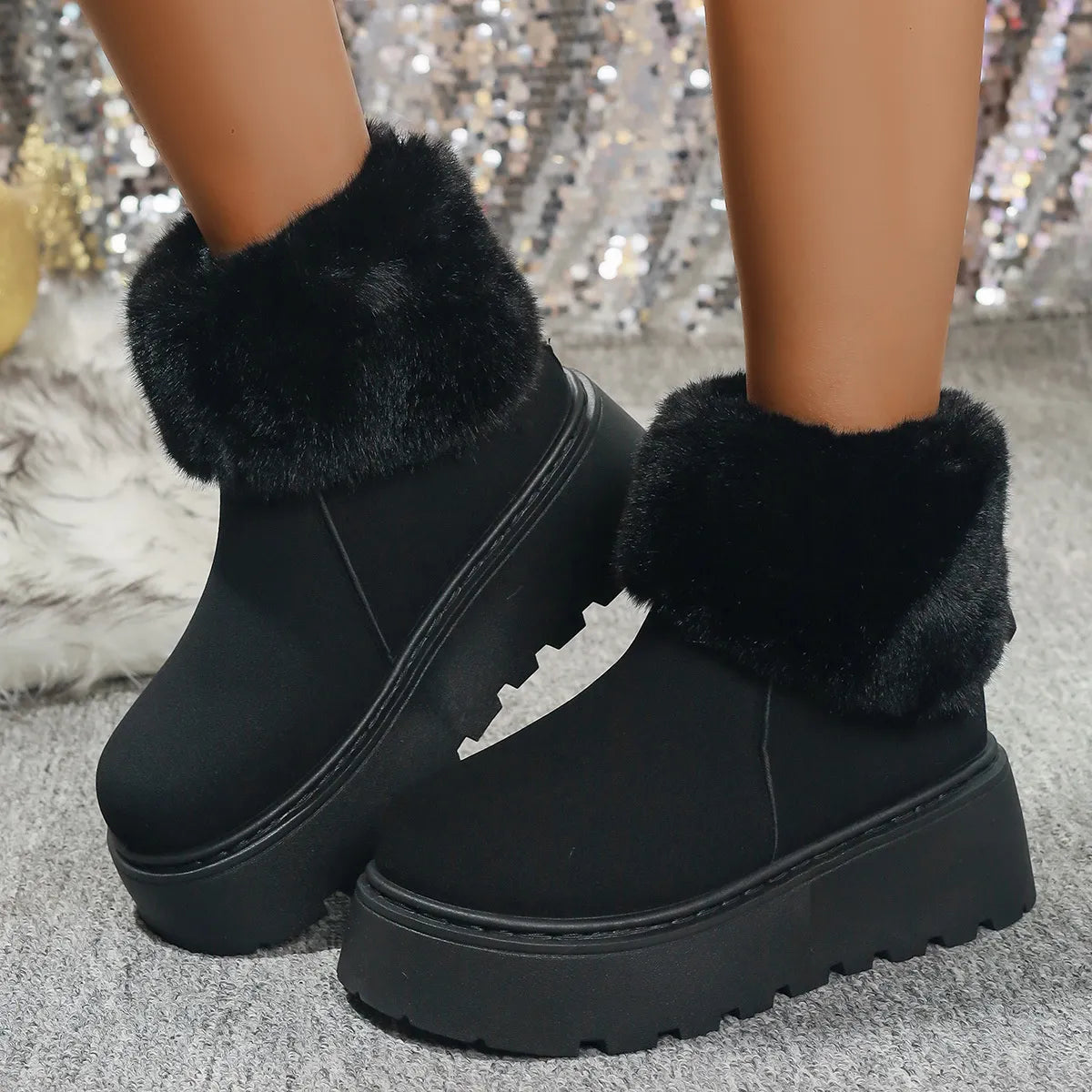 Round Toe Platform Boots Black - Fashorio