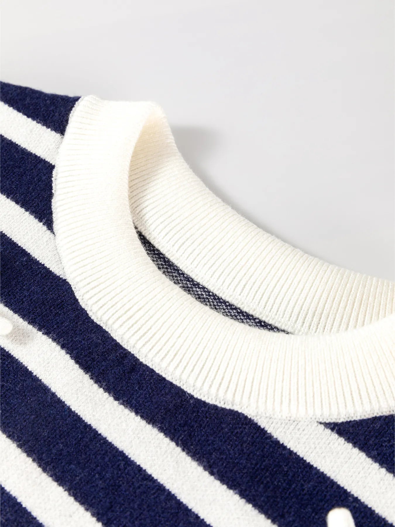 Stripe Knitted Bow Decor Sweater Vest - Fashorio