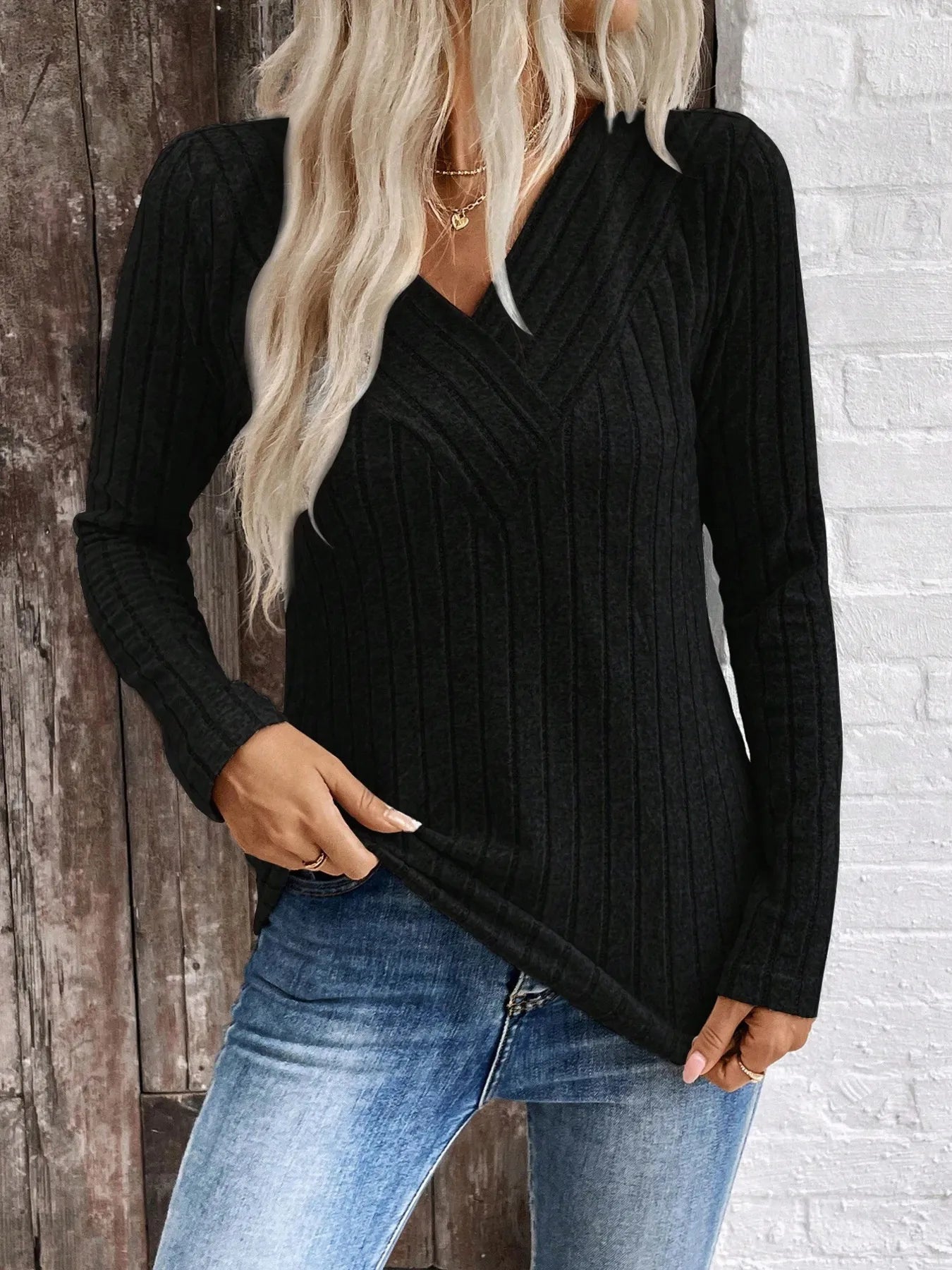 Ribbed V-Neck Long Sleeve Knit T-Shirt - Fashorio