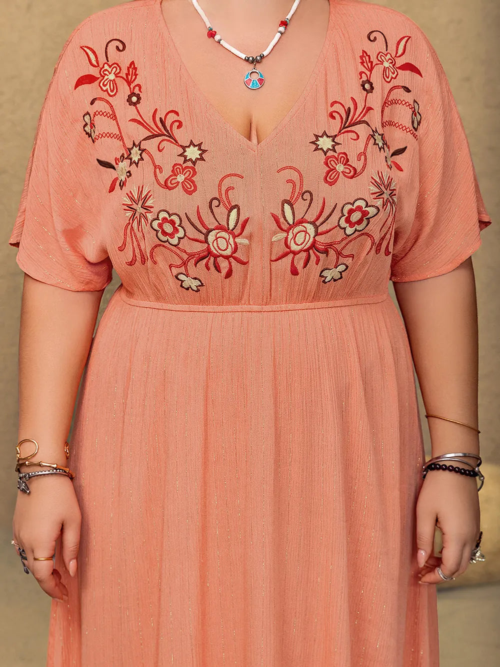 Maxi dress movement