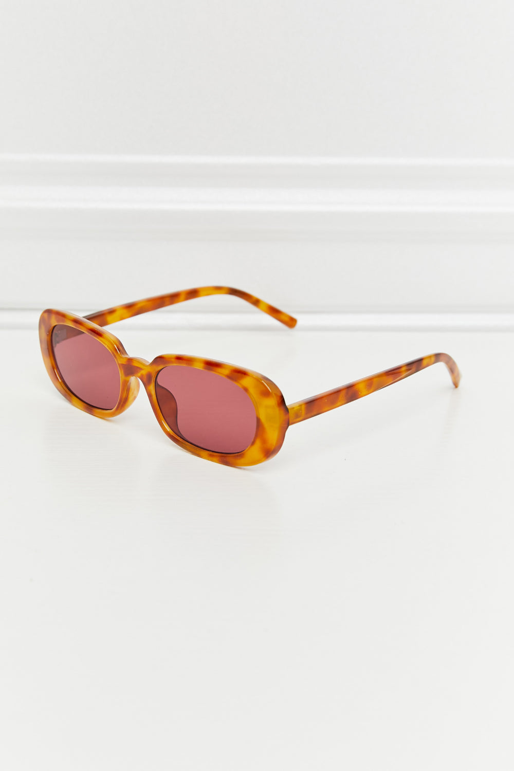 Oval Full Rim Sunglasses Burgundy One Size - Fashorio