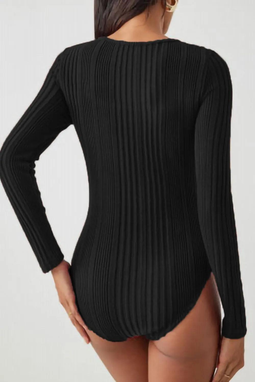 Ribbed Cutout Round Neck Bodysuit - Fashorio