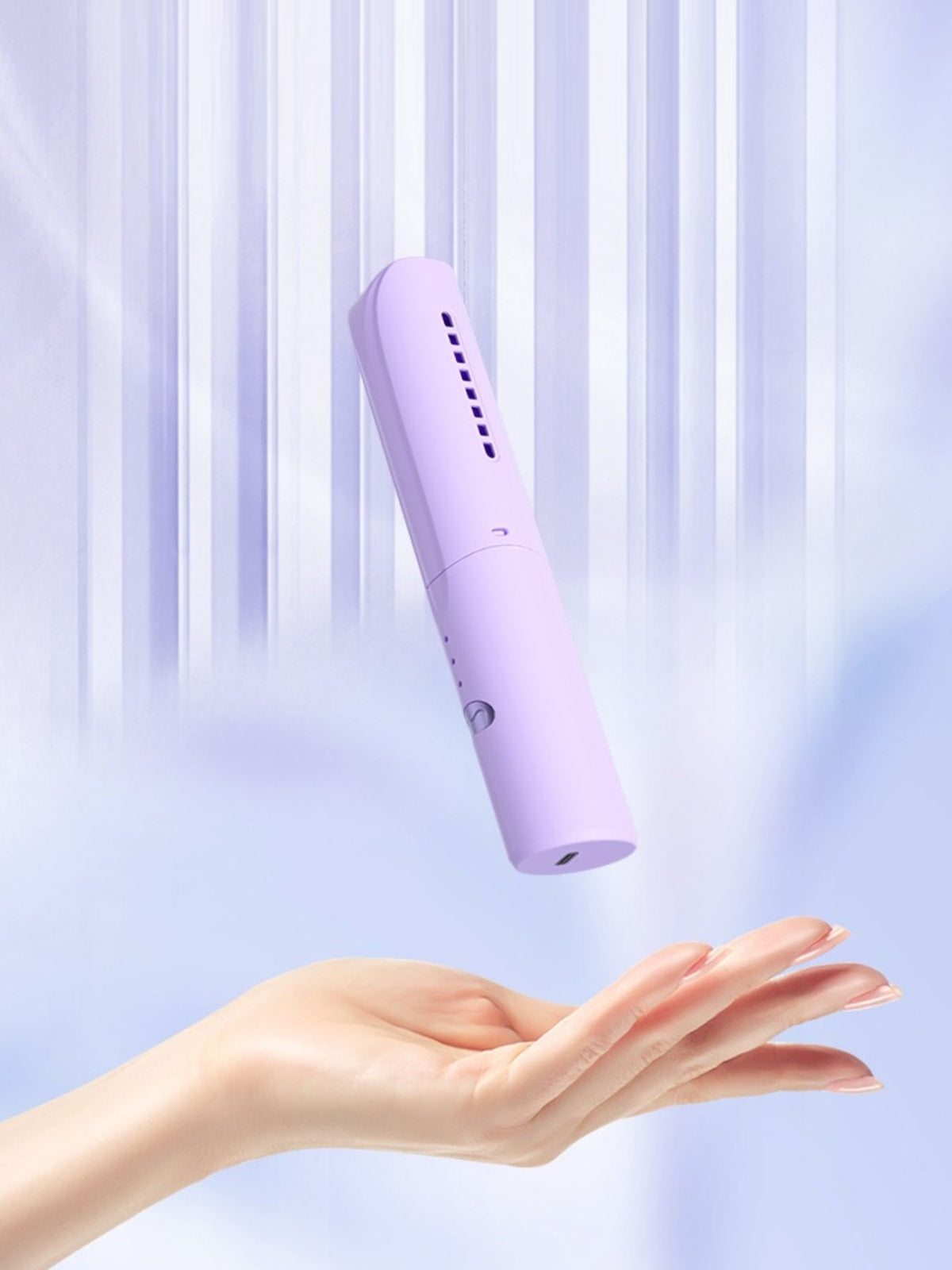 Straightening comb in purple