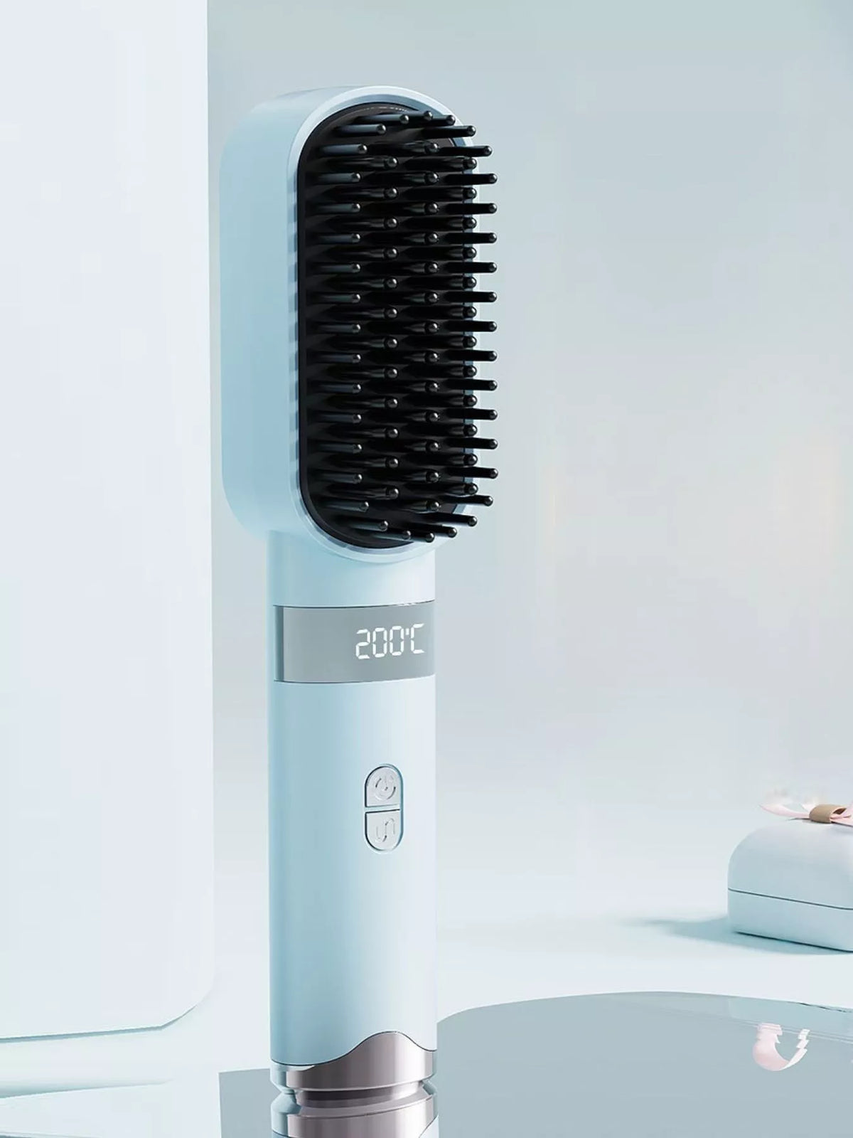Straightening brush full view