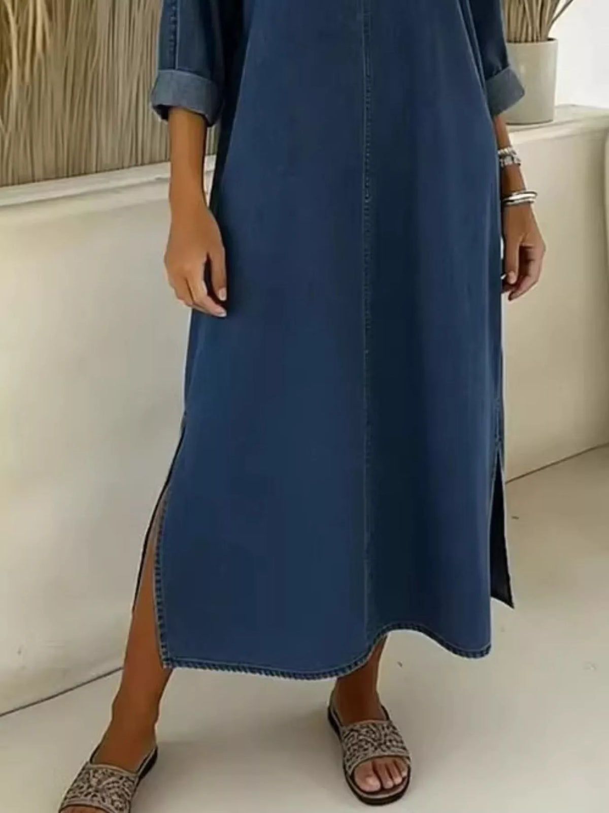 Side slit V neck long sleeve midi dress fabric detail view