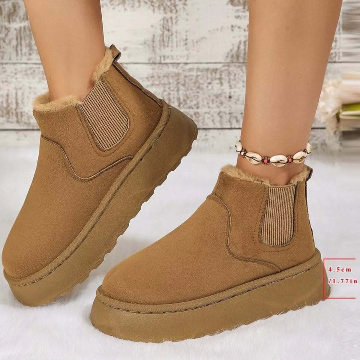 Round toe platform ankle boots sole view
