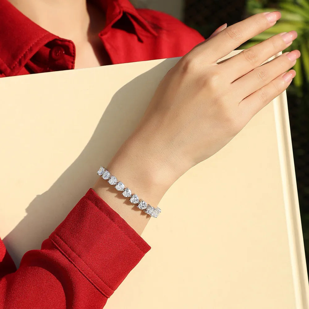 24 Carat Moissanite 925 Sterling Silver Heart Bracelet - Fashorio