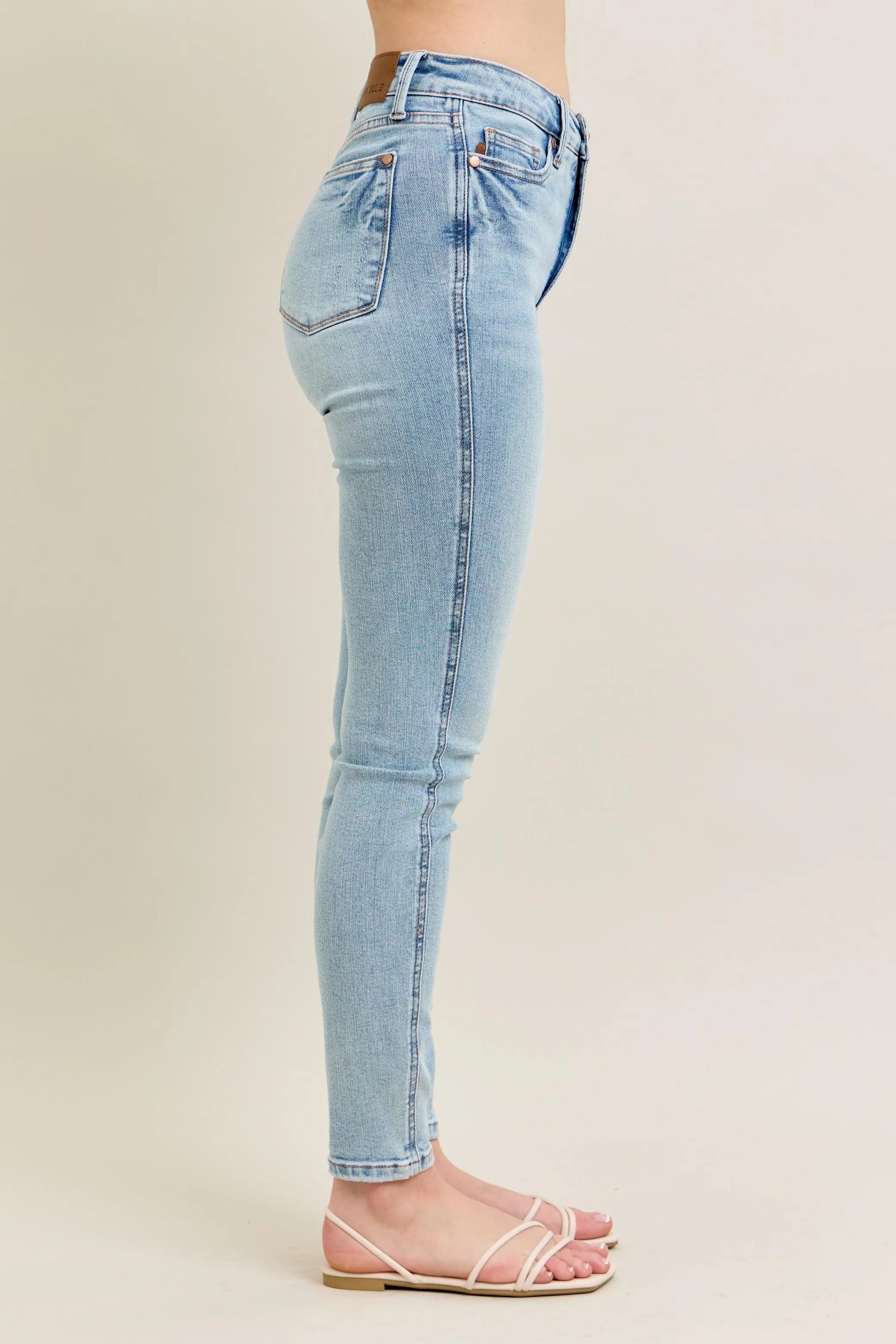 Judy Blue Full Size Mr Tummy Control Vintage Wash Skinny Jeans Plus Size - Fashorio