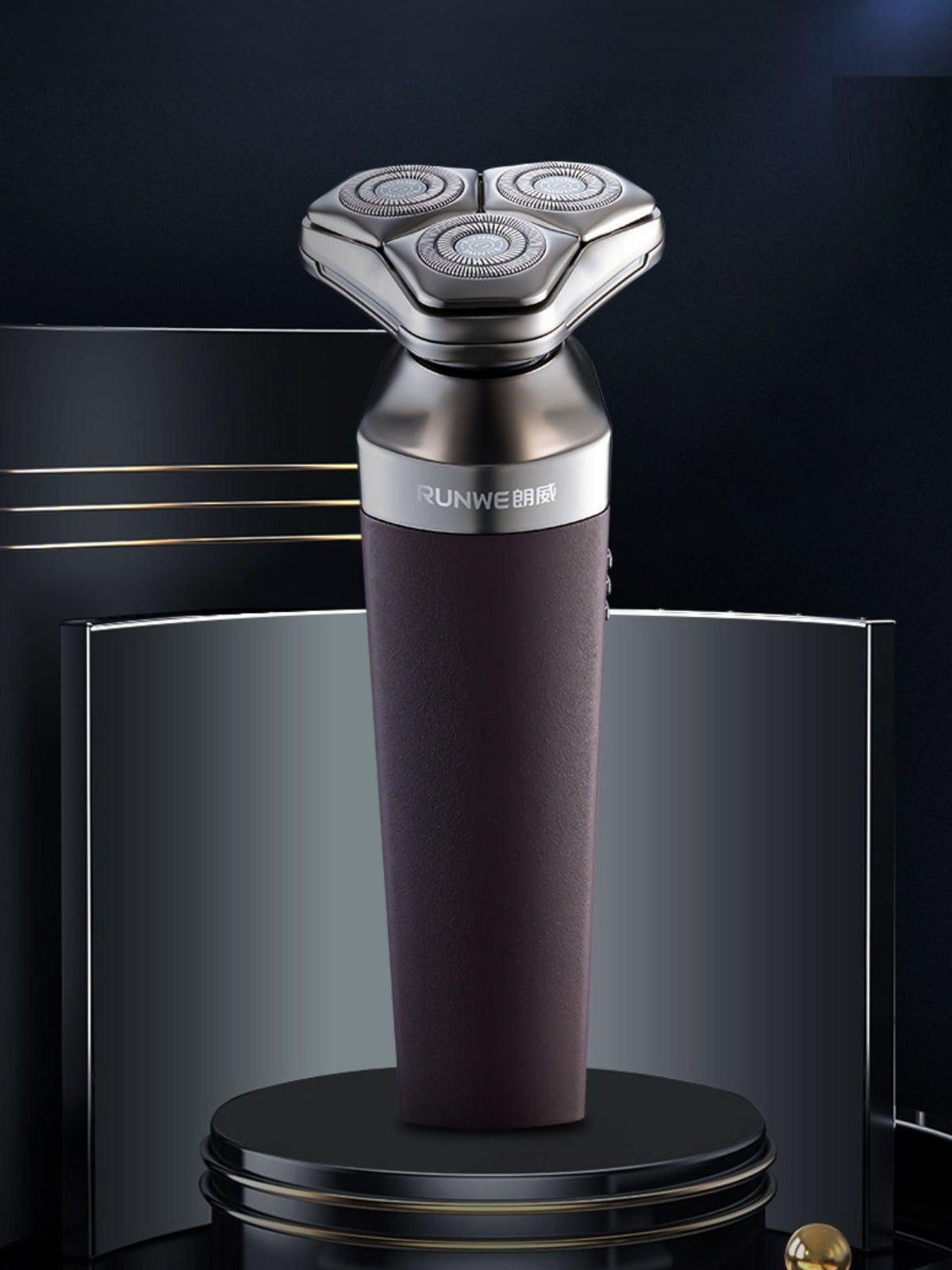 Rotary shaver held in hand