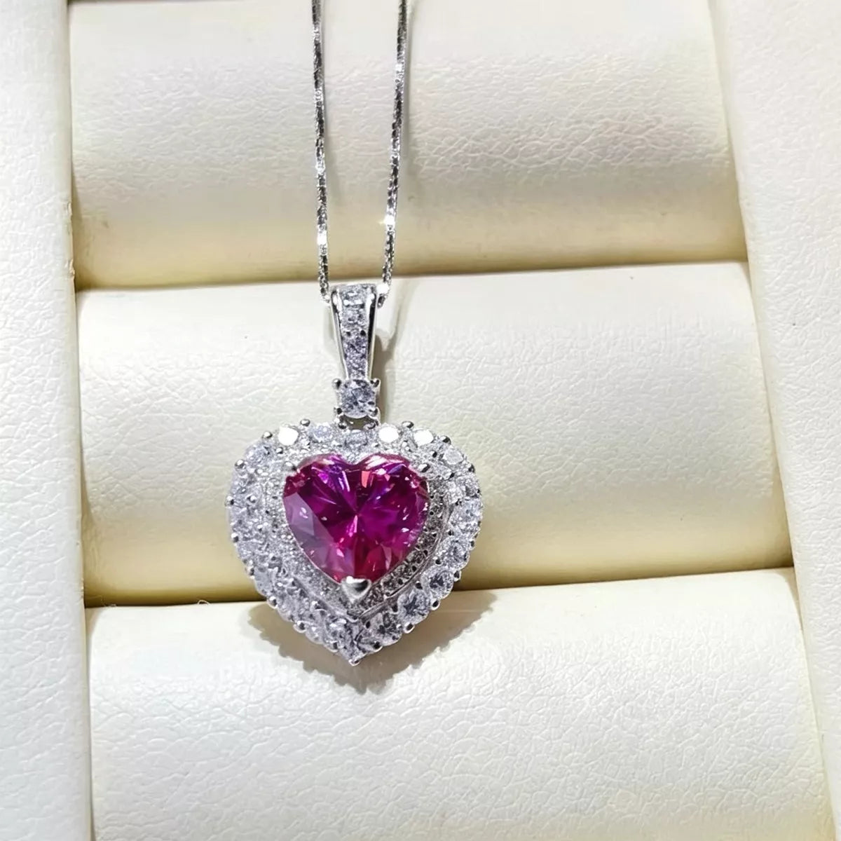 Sterling silver chain detail on the moissanite pendant necklace