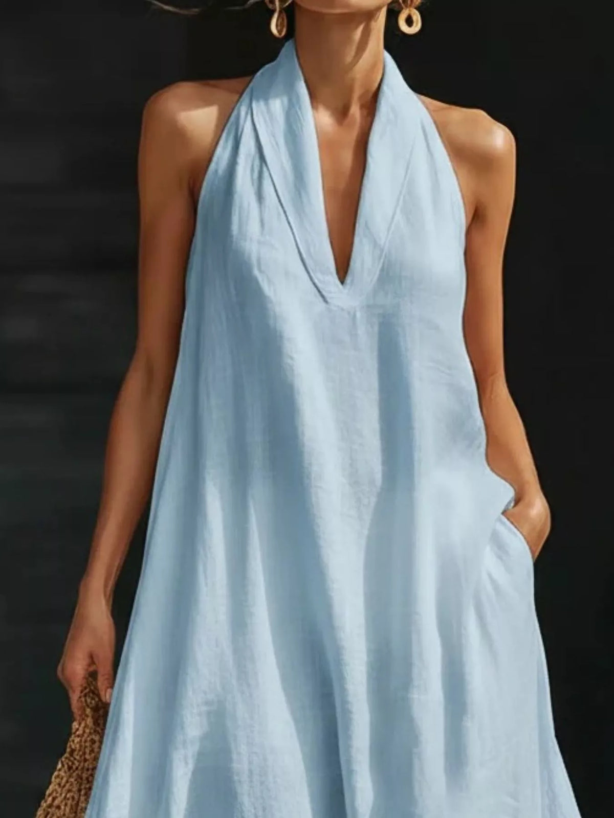 Halter neck maxi dress detail