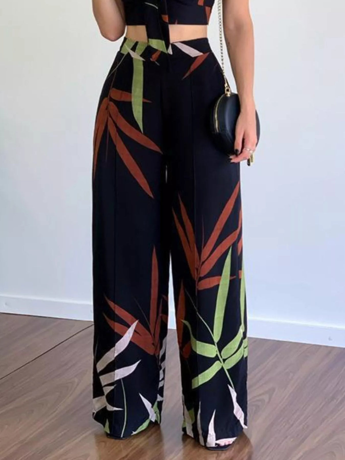 Tropical print crop top detail
