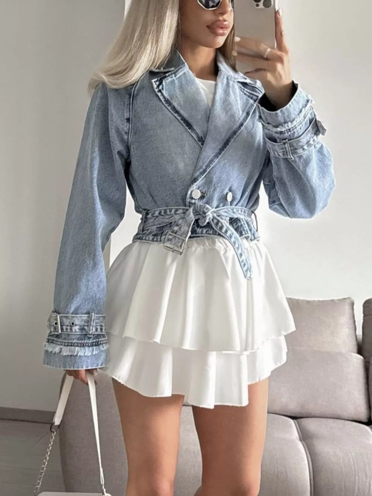 Cropped Long Sleeve Denim Jacket in Blue styled look
