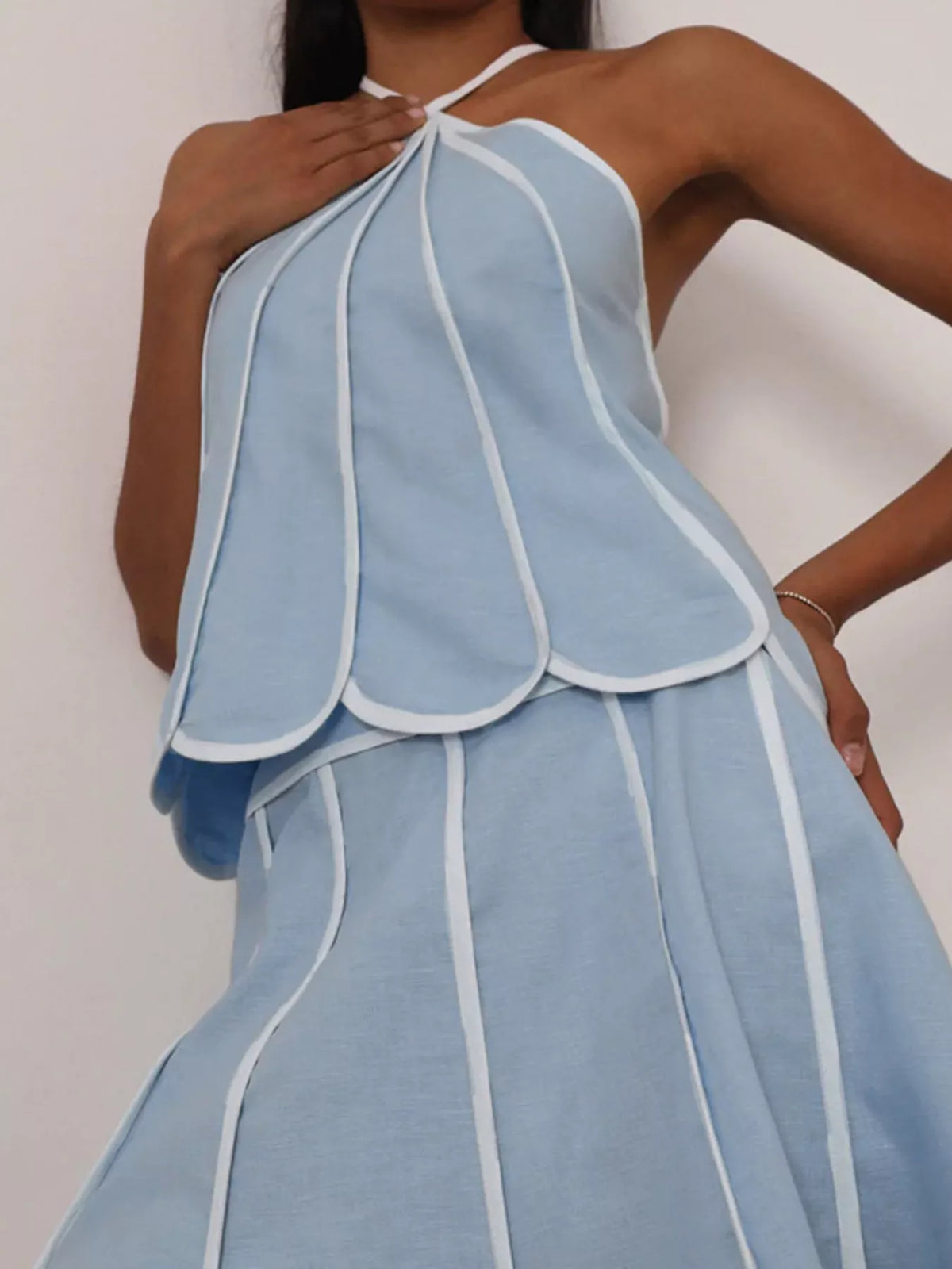 Halter contrast trim styled look