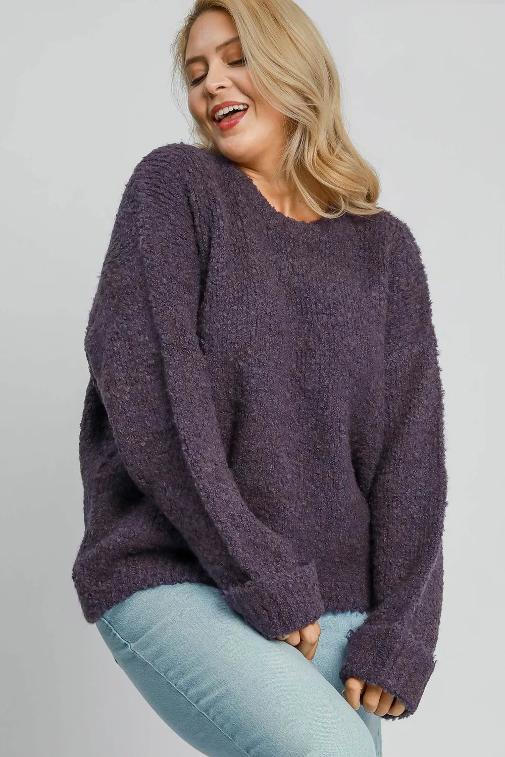 Round Neck Boucle Sweater Plus Size in Mauve detail