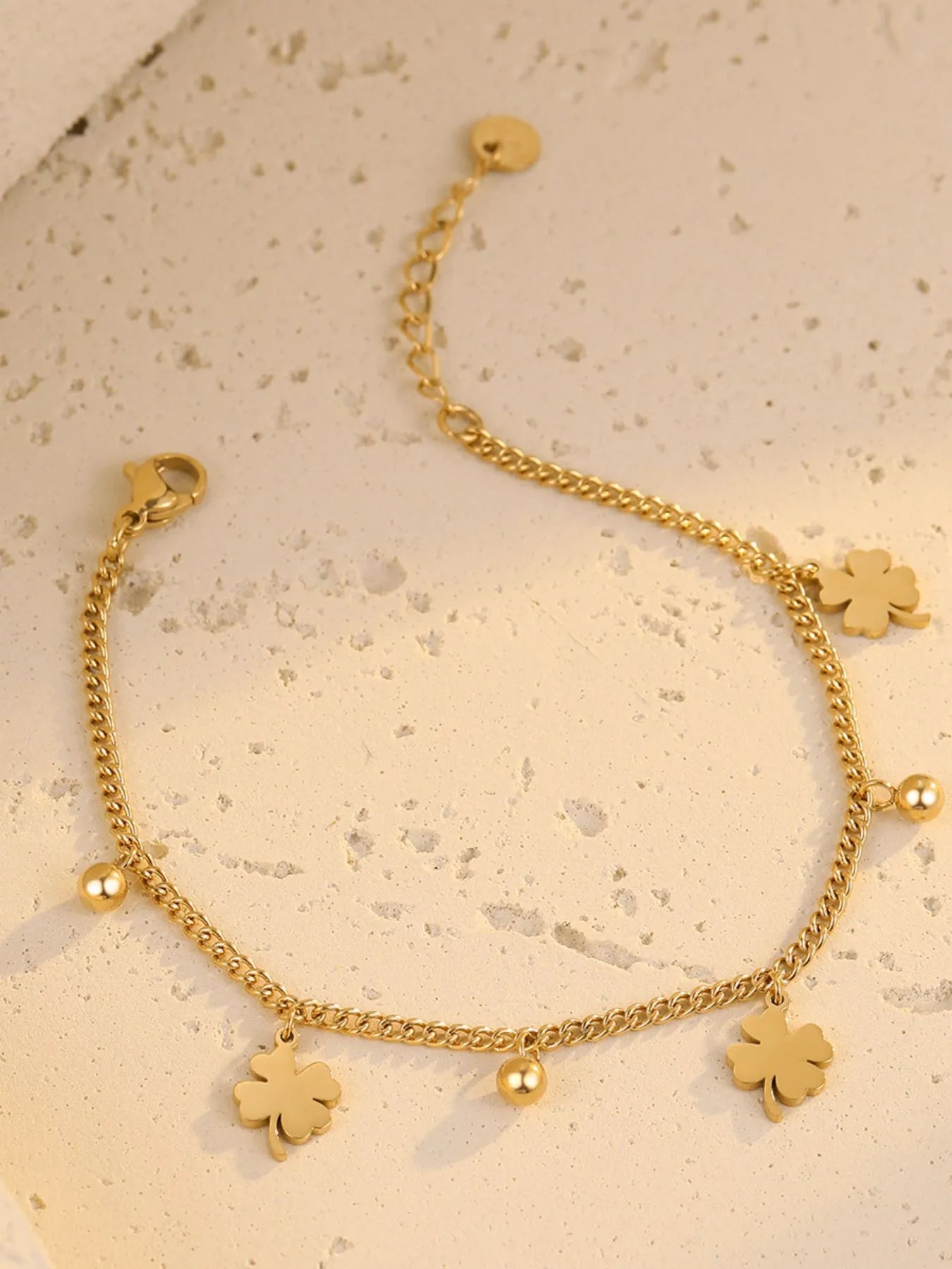 Stainless Steel Four Leaf Clover Bracelet Gold One Size - Fashorio