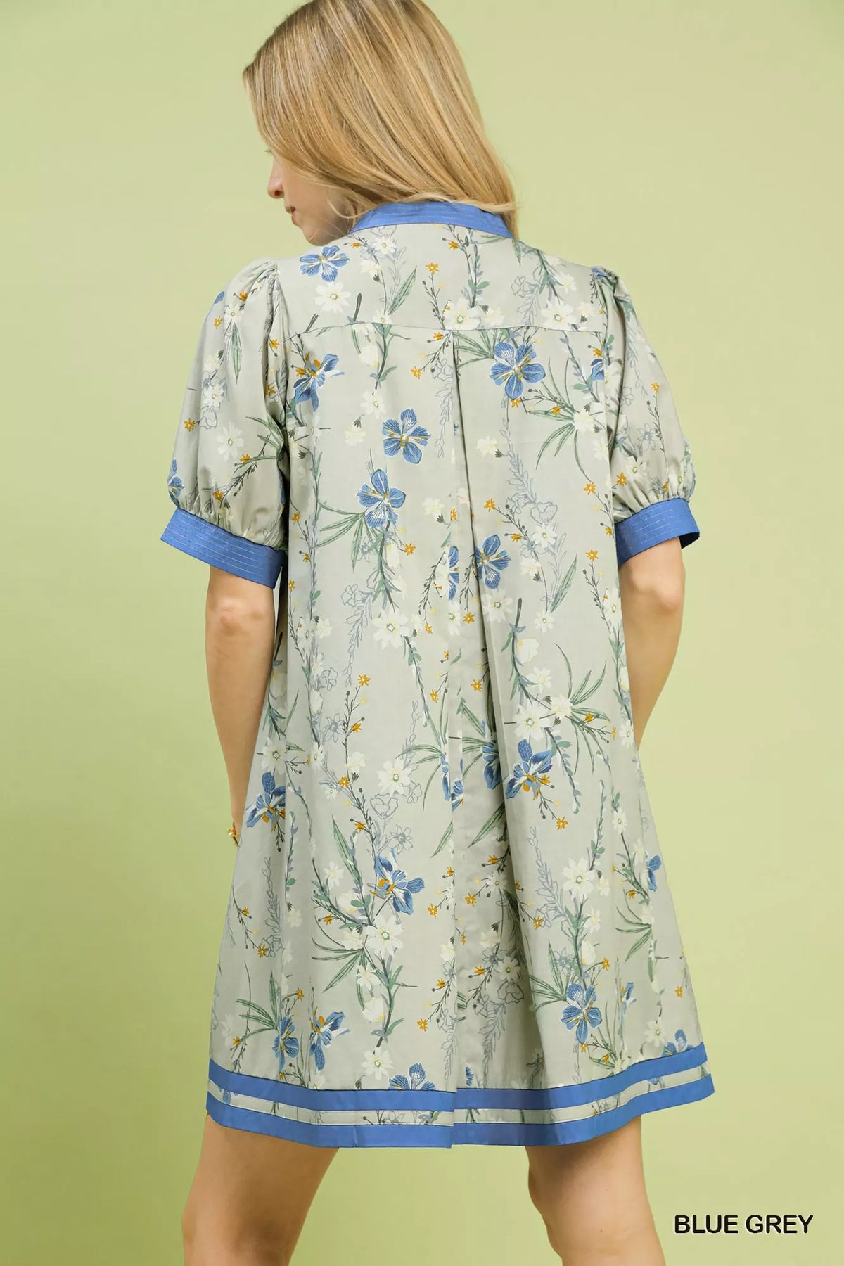 Umgee blue grey floral puff sleeve dress side view
