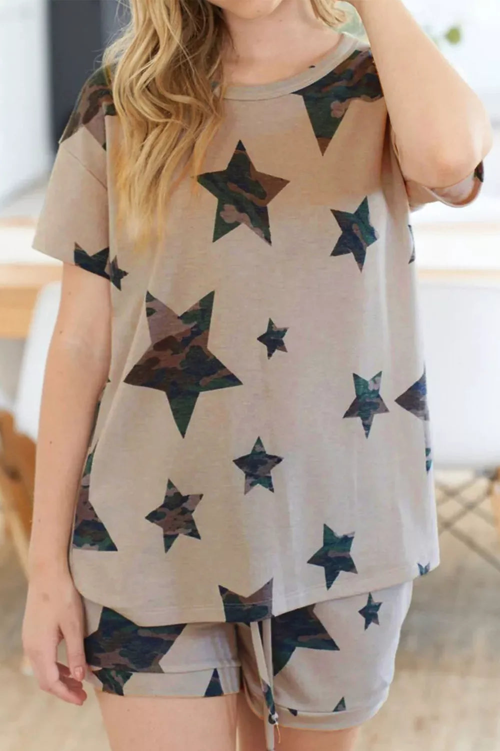 Drawstring waist matching shorts