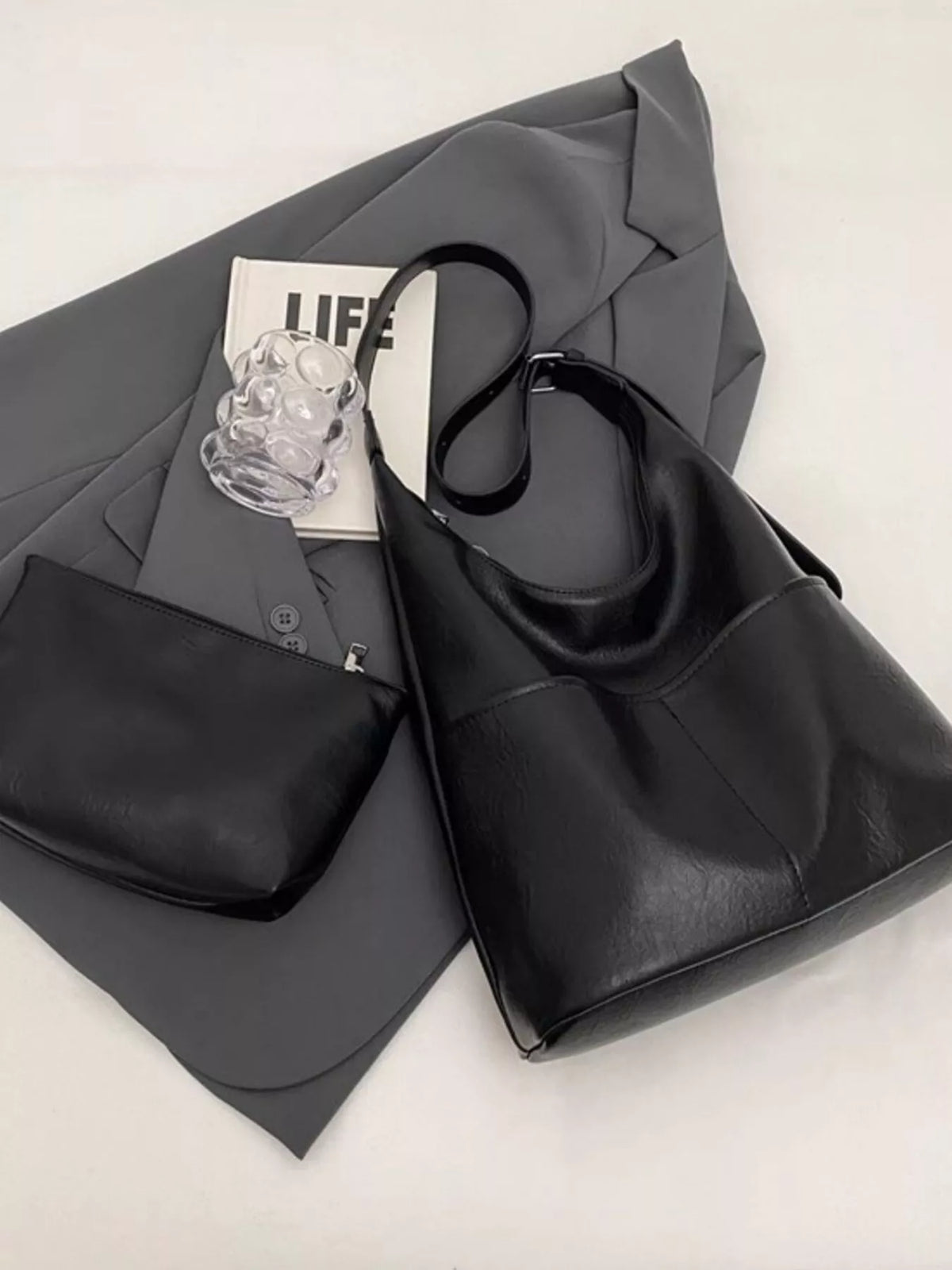 Shoulder bag interior compartment view