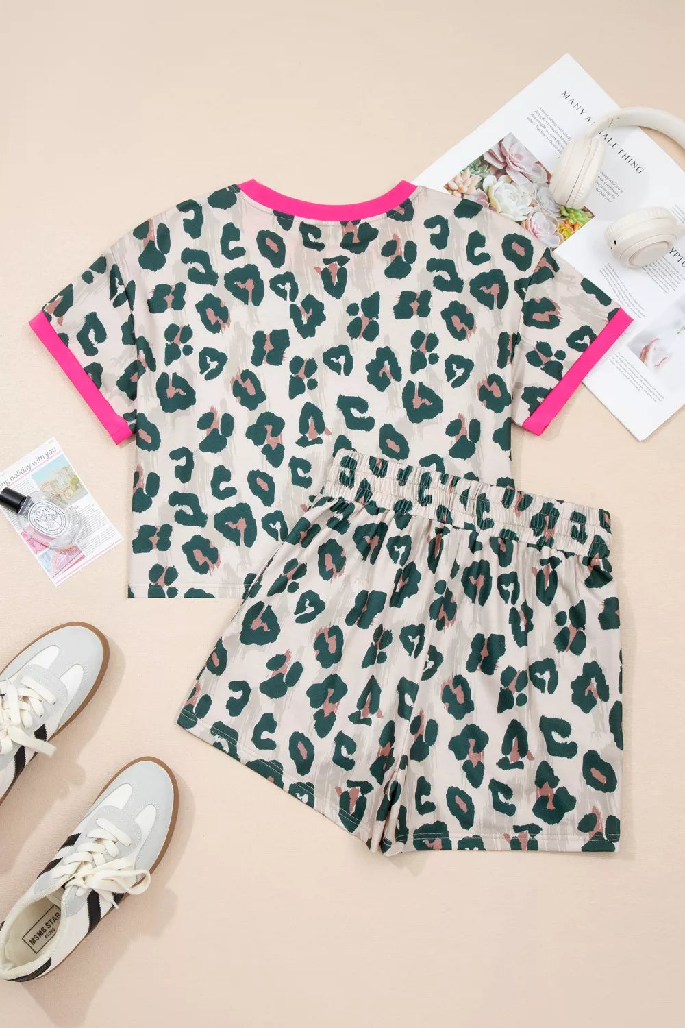 Leopard print short sleeve top and shorts set detail