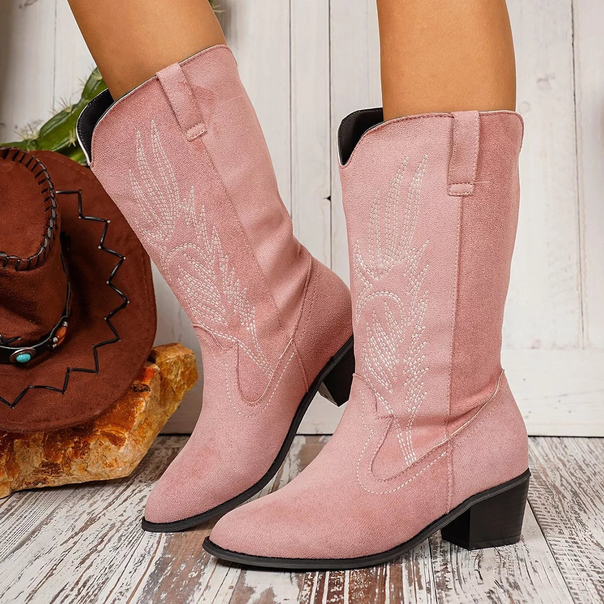 Point toe block heel boots, toe close up