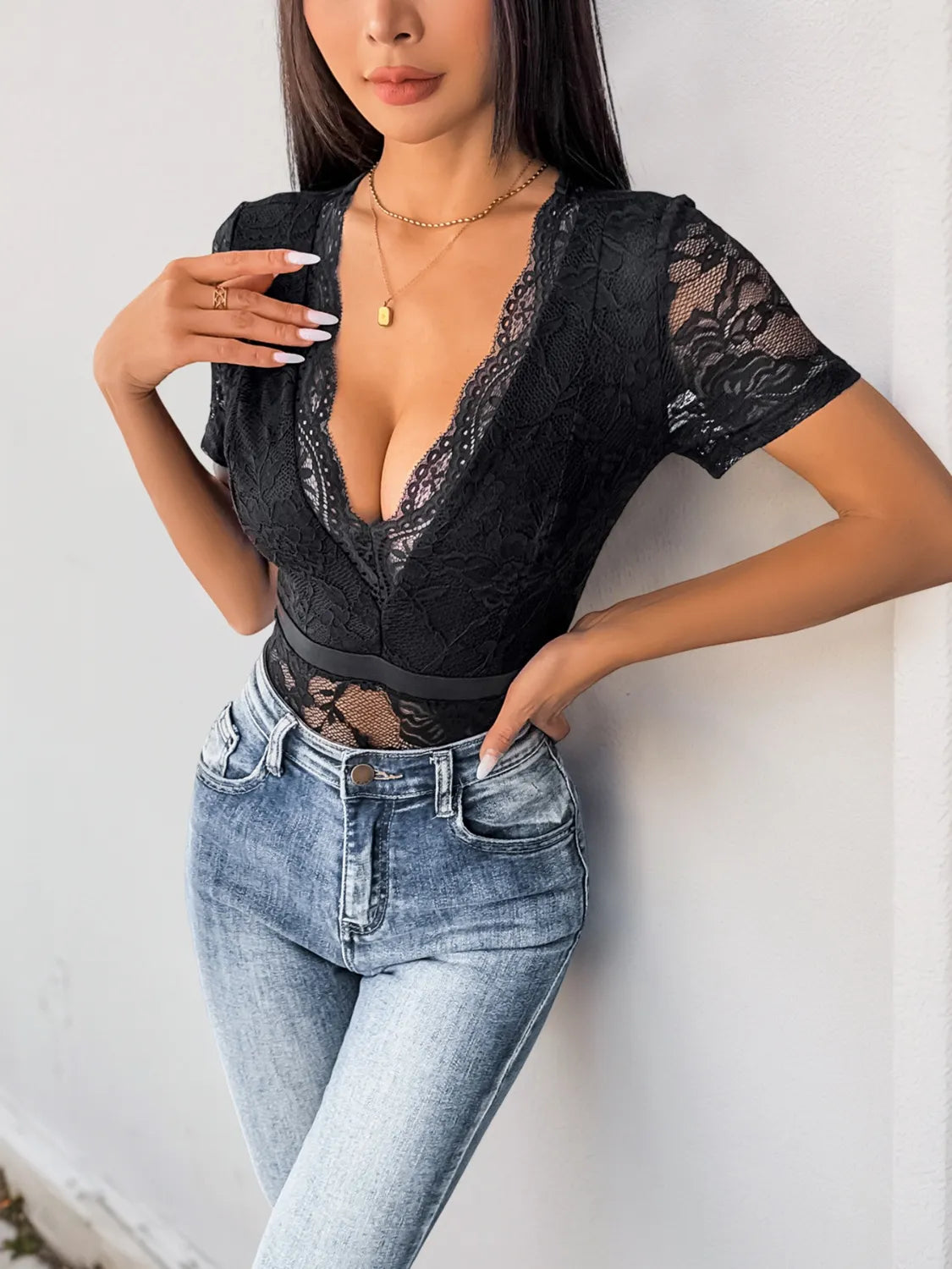 Lace Plunge Short Sleeve Bodysuit - Fashorio