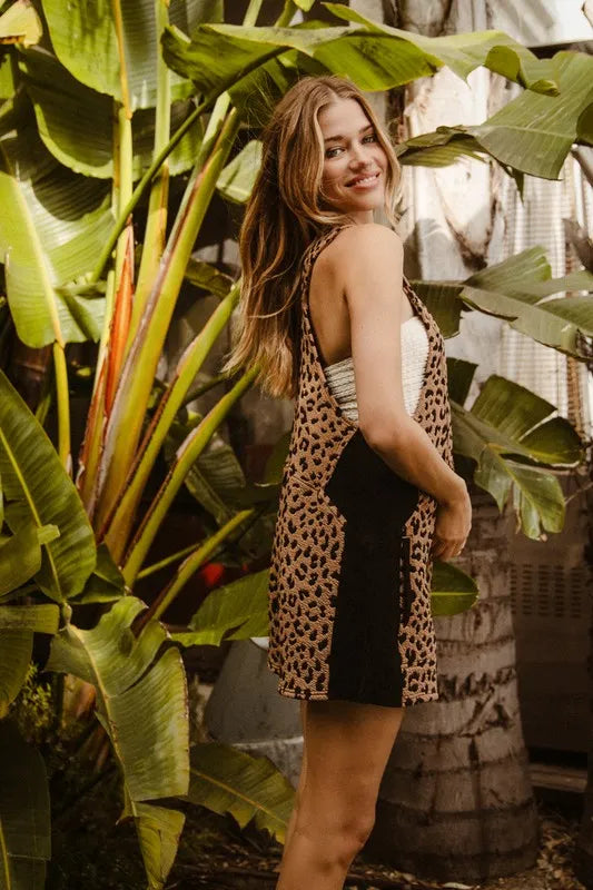 Leopard Sleeveless Overalls with Pockets side view