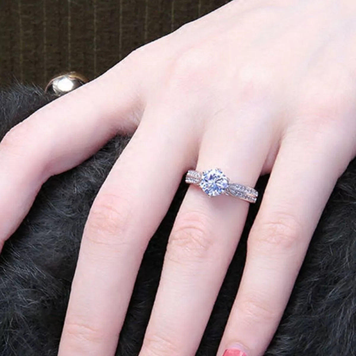Side profile of the adjustable sterling silver band