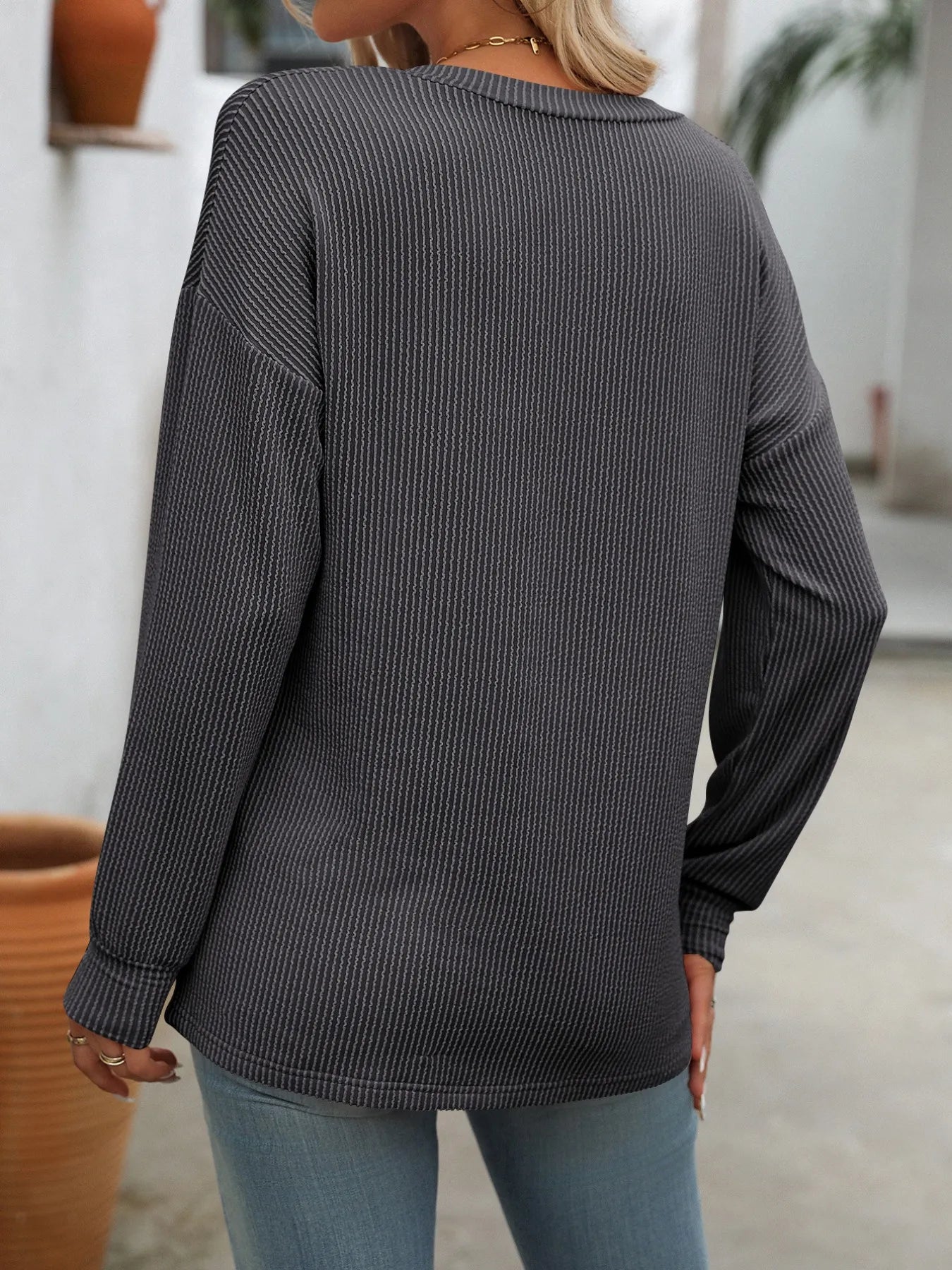 Ribbed V-Neck Long Sleeve T-Shirt - Fashorio