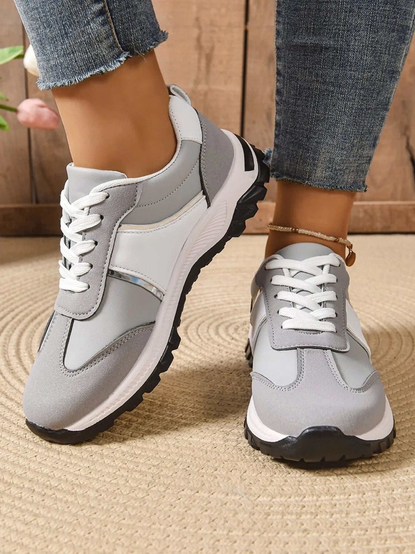 Contrast Lace Up Sneakers - Fashorio
