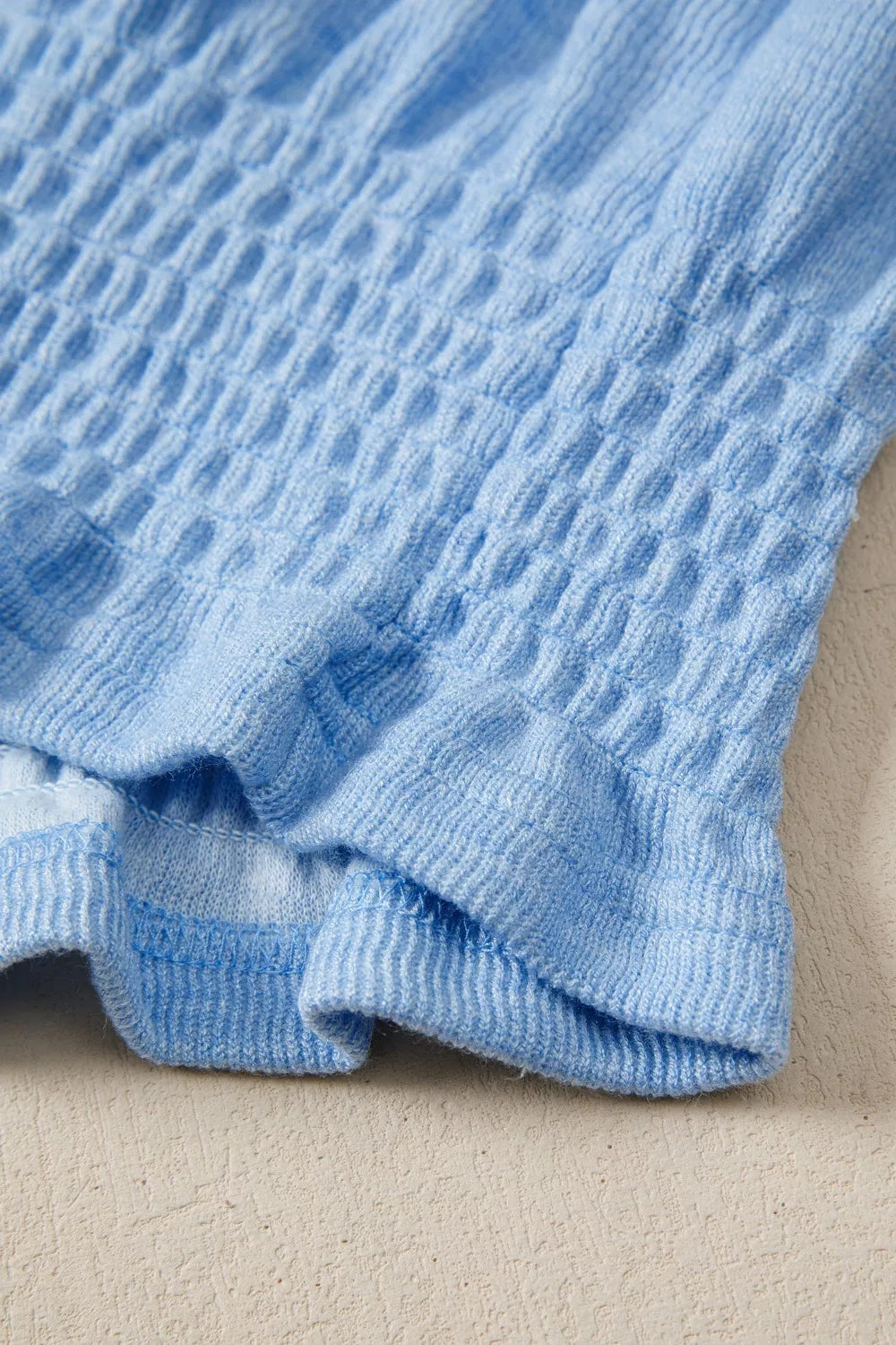 Cap sleeve top pocket detail