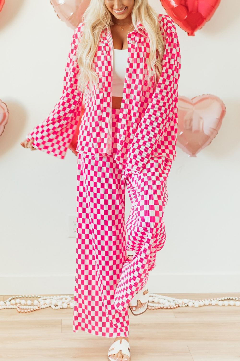 Checkerboard long sleeve top and pants set front view
