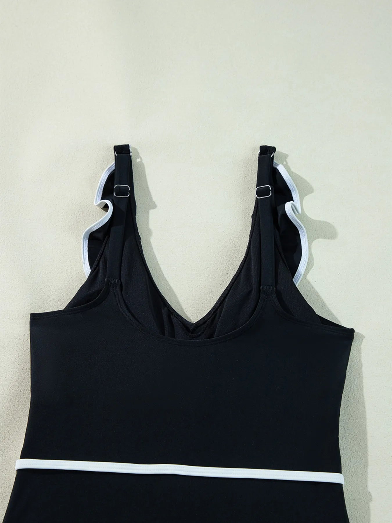 Ruffle Trim V-Neck One-Piece Swimsuit - Fashorio